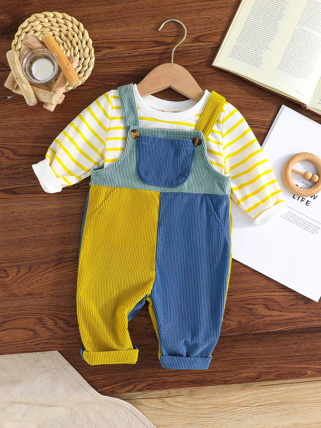 2pcs/Set Toddler Boys' Striped Crew Neck Top And Contrast Color Bib Pants Casual Outdoor Outfit