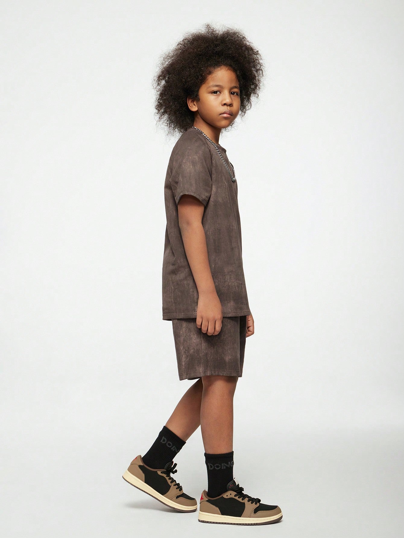 Boys' Casual Street Style Round Neck Short Sleeve Sand Wash T-Shirt & Shorts Set