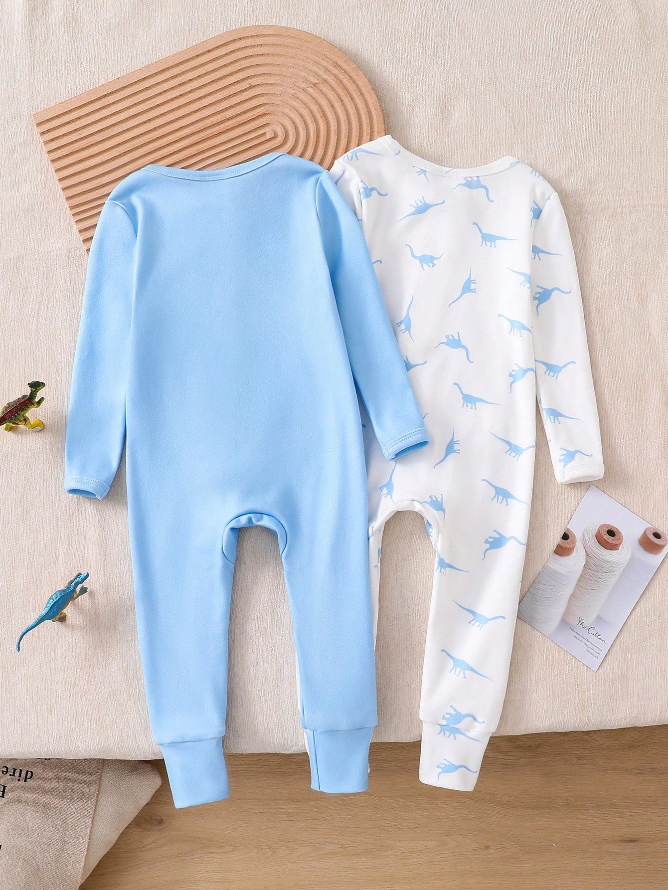 2pcs/Set Baby Boys' Green Cartoon Pattern Solid Color Crew Neck Long Sleeve Jumpsuit Sleepwear