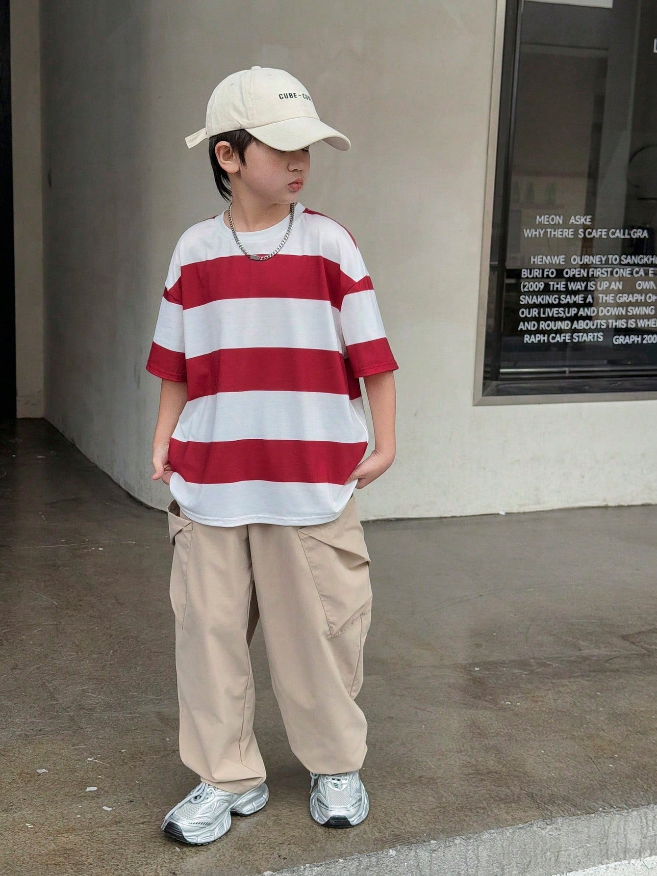 2pcs/Free Tween Boys Casual Korean Style Striped T-Shirt And Loose Utility Pocket Pants Suit