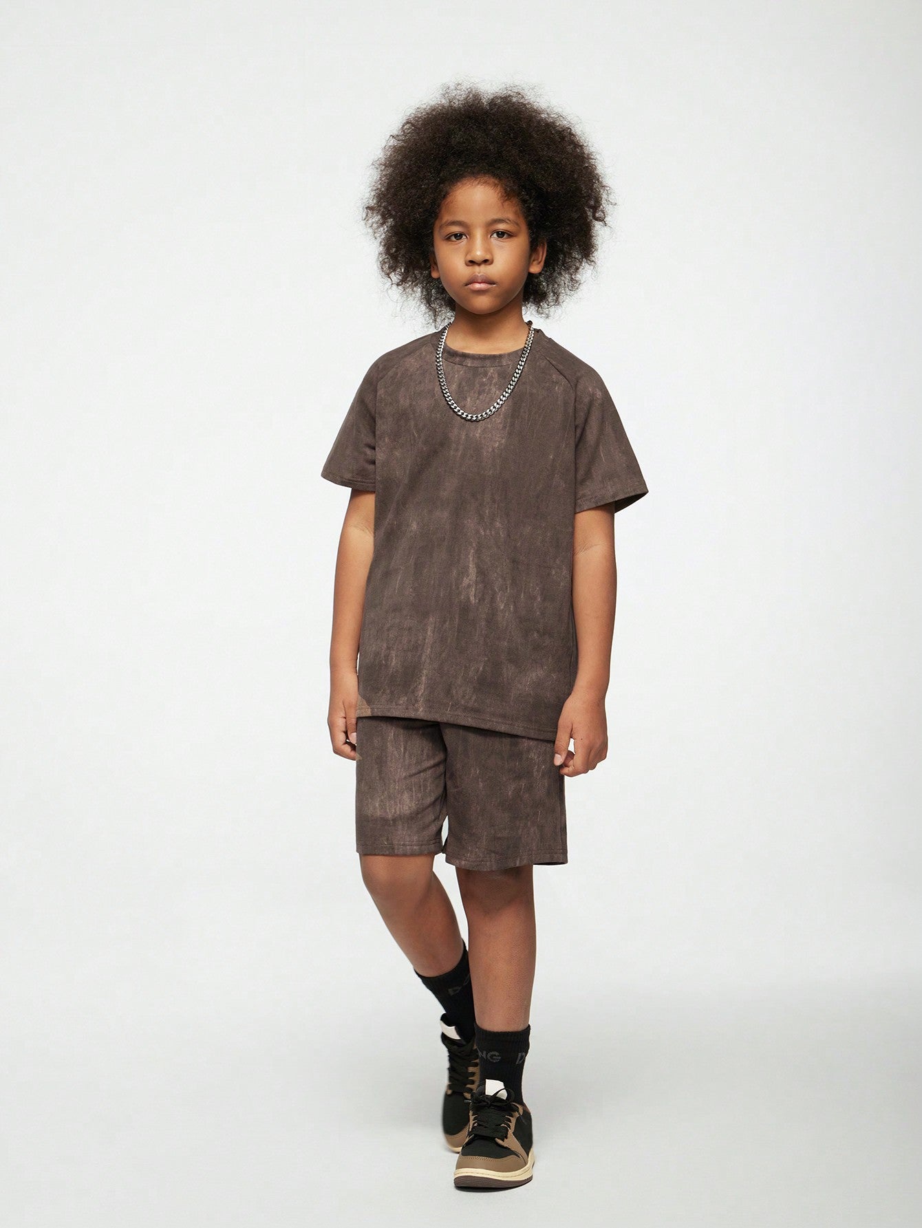 Boys' Casual Street Style Round Neck Short Sleeve Sand Wash T-Shirt & Shorts Set