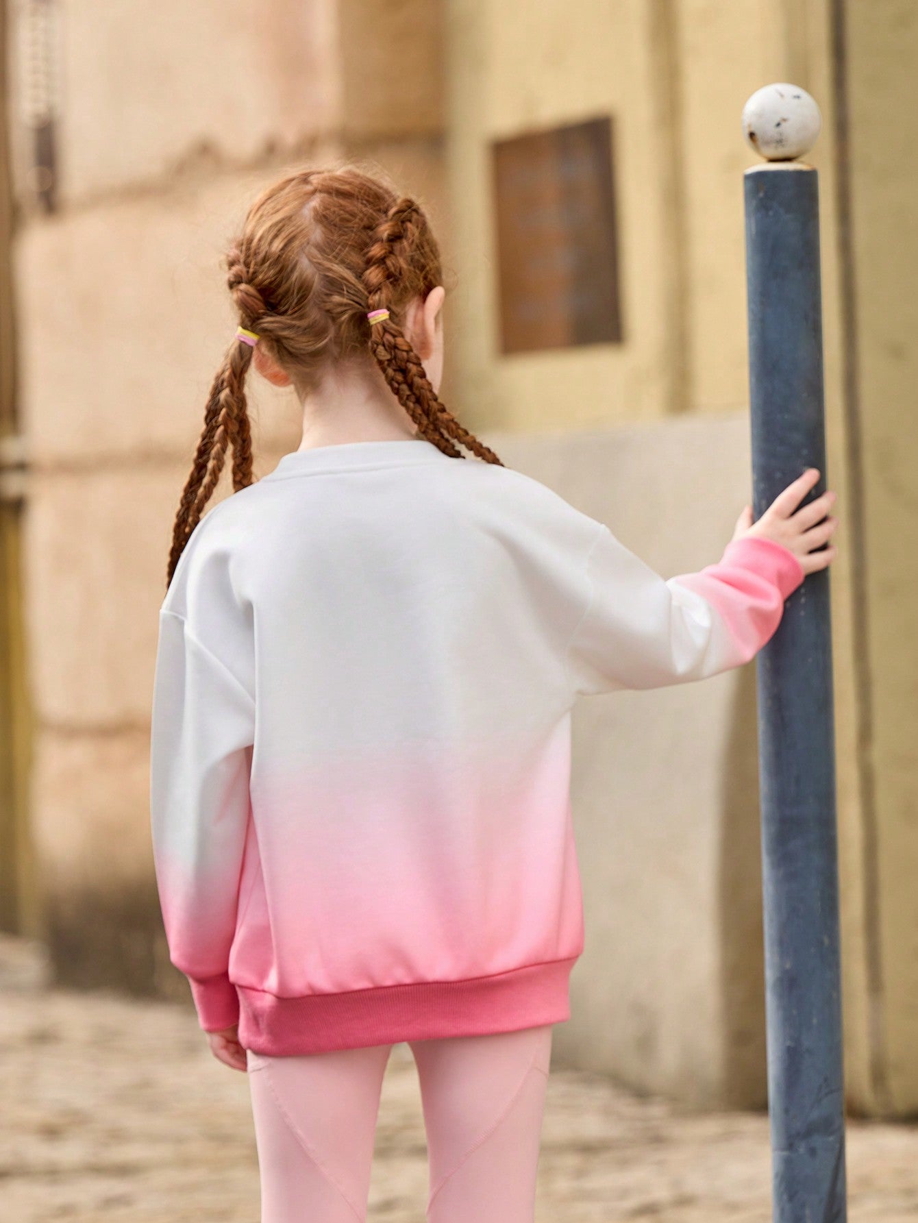 Girls' Casual Gradient Print Round Neck Long Sleeve Sweatshirt,