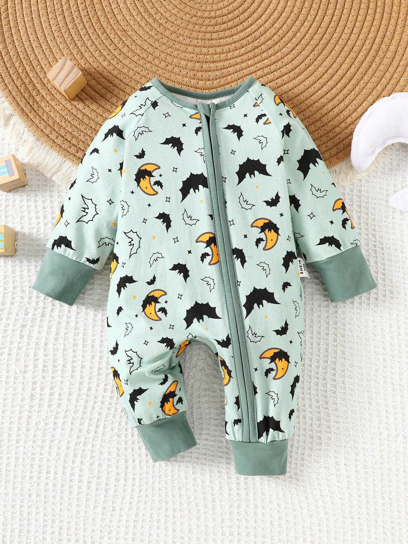 Newborn Baby Boy Cartoon Bat Print Crew Neck Long Sleeve Zipper Front Soft & Skin-Friendly Jumpsuit