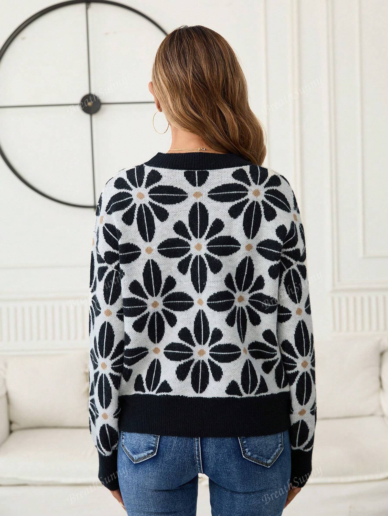 Women's Minimalist Casual Jacquard Knit Crew Neck Sweater